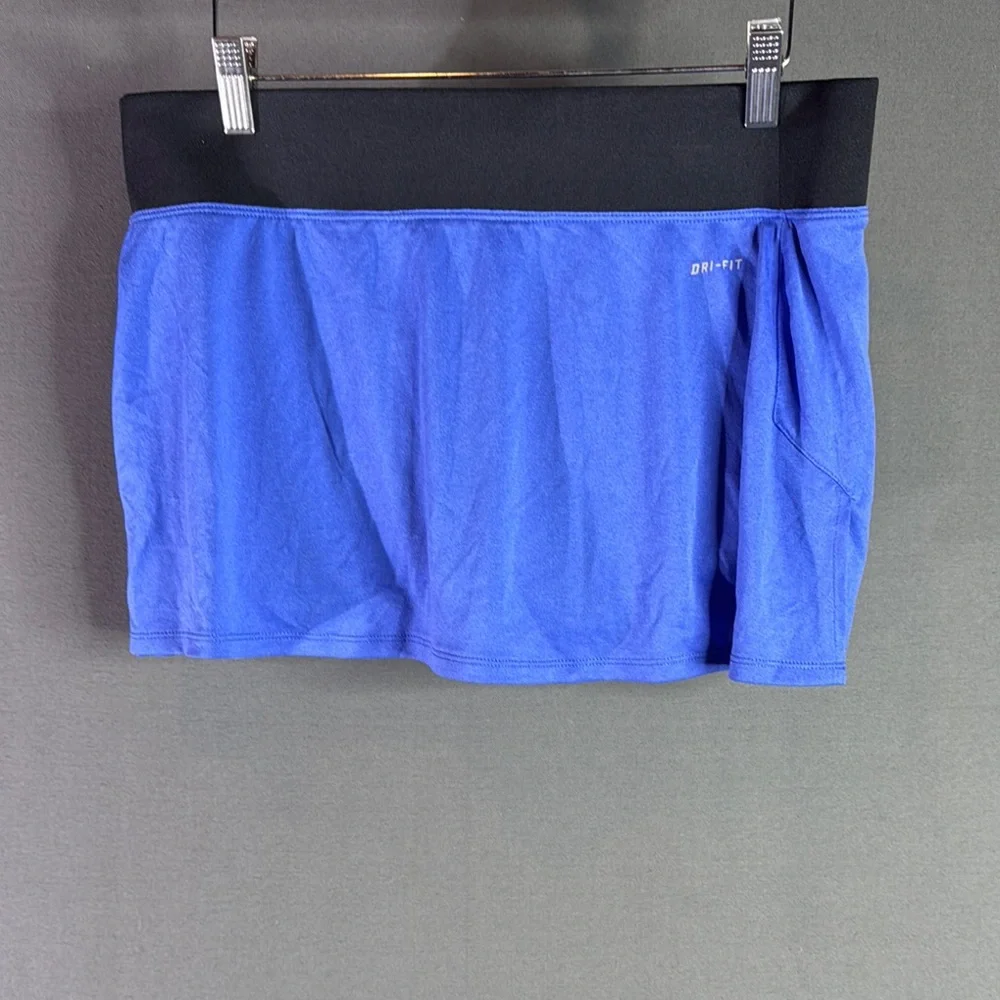 Nike Black Dri-FIT Skirt‎ size medium